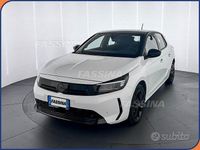 Usata Opel Corsa 101 CV (74 kW) 2025 Bianco/nero Utilitaria