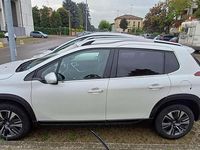 Usata Peugeot 2008 Allure 83 CV (61 kW) 2018 SUV