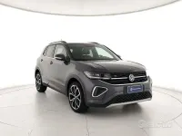 Usata VW T-Cross R-line 116 CV (85 kW) 2025 Grigio SUV