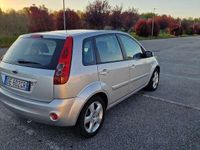 Usata Ford Fiesta Titanium 68 CV (50 kW) 2007 Utilitaria