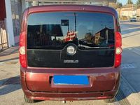Usata Fiat Doblò Dynamic 135 CV (99 kW) 2011 Marrone Monovolume