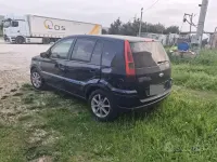 Usata Ford Fusion 68 CV (50 kW) 2005 Blu Utilitaria
