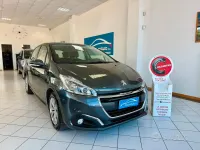 Usata Peugeot 208 Allure 75 CV (55 kW) 2017 Grigio Utilitaria