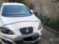 Usata Seat Leon Sport 105 CV (77 kW) 2011 Bianco Utilitaria