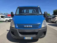 Usata Iveco Daily 145 CV (106 kW) 2009 Blu/azzurro Furgone