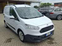 Usata Ford Transit Courier Trend 75 CV (55 kW) 2018 Bianco Furgone