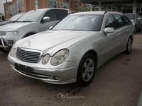 Usata Mercedes E280 Avantgarde 177 CV (130 kW) 2004 Argento Station wagon