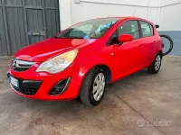 Usata Opel Corsa Edition 85 CV (62 kW) 2013 Rosso Utilitaria
