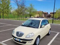Usata Lancia Ypsilon 60 CV (44 kW) 2007 Beige Utilitaria
