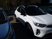 Usata Kia Stonic Style 100 CV (73 kW) 2021 Bianco SUV