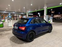 Usata Audi A1 Sportback Ambiente 116 CV (85 kW) 2015 Blu Utilitaria