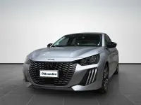 Usata Peugeot 208 Allure 101 CV (74 kW) 2025 Grigio artense Utilitaria