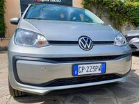 Usata VW up! 65 CV (47 kW) 2023 Argento Utilitaria