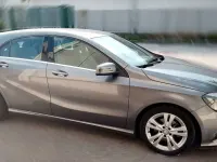 Usata Mercedes A200 Business 136 CV (100 kW) 2015 Argento Utilitaria