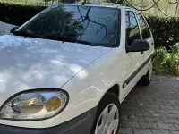 Usata Citroën Saxo 57 CV (41 kW) 2002 Bianco Utilitaria