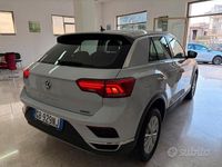 Usata VW T-Roc Style 150 CV (110 kW) 2020 Grigio SUV