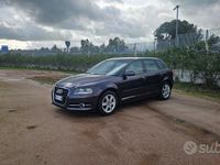 Usata Audi A3 Ambition 90 CV (66 kW) 2011 Viola Utilitaria