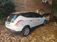 Usata Lancia Delta 120 CV (88 kW) 2012 Bianco Utilitaria