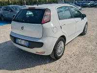 Usata Fiat Grande Punto S 75 CV (55 kW) 2011 Bianco Utilitaria