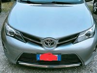 Usata Toyota Auris 90 CV (66 kW) 2014 Grigio Berlina