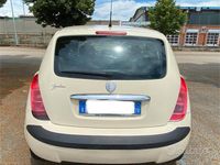 Usata Lancia Ypsilon 60 CV (44 kW) 2003 Giallo Utilitaria