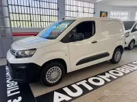 Usata Citroën Berlingo 99 CV (72 kW) 2020 Bianco Monovolume