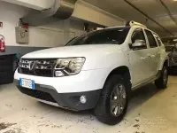 Usata Dacia Duster 105 CV (77 kW) 2015 Bianco SUV