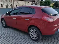Usata Fiat Bravo 120 CV (88 kW) 2012 Rosso Utilitaria