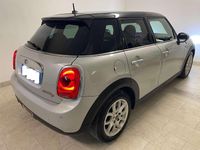 Usata Mini Cooper D Business 116 CV (85 kW) 2015 Grigio Utilitaria