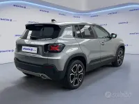 Occasion Jeep Avenger Summit 101 ch (74 kW) 2024 Gris SUV