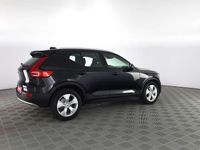 Usata Volvo XC40 Momentum 197 CV (144 kW) 2021 Nero SUV