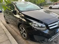 Begagnad Mercedes B200 136 HK (100 kW) 2017 Minibuss