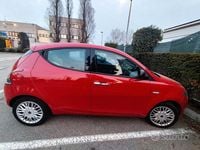Usata Lancia Ypsilon 69 CV (50 kW) 2017 Rosso Utilitaria