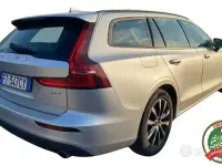 Usata Volvo V60 Business Edition 150 CV (110 kW) 2018 Grigio Station wagon