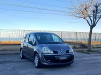 Usata Renault Grand Modus 75 CV (55 kW) 2009 Grigio Monovolume