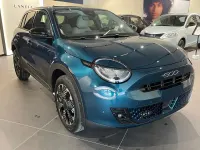 Nuova Fiat 600 100 CV (73 kW) 2026 Blu SUV