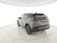 Usata Peugeot 2008 Allure 101 CV (74 kW) 2025 Grigio SUV