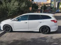 Usata Ford Focus Individual 163 CV (119 kW) 2013 Bianco Station wagon