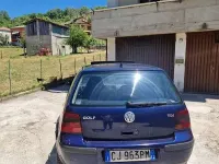 Usata VW Golf IV 101 CV (74 kW) 2003 Blu/azzurro Berlina
