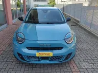 Usata Fiat 600 136 CV (100 kW) 2025 Verde SUV