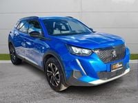 Usata Peugeot 2008 Allure 100 CV (73 kW) 2023 Blu vertigo SUV