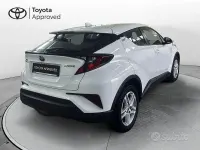 Usata Toyota C-HR Business Edition 122 CV (89 kW) 2023 Bianco SUV