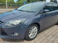 Usata Ford Focus 95 CV (69 kW) 2014 Bluazzurro Berlina