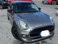 Usata Mini Cooper D 116 CV (85 kW) 2018 Grigio Utilitaria
