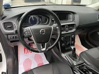 Usata Volvo V40 Business Edition 119 CV (87 kW) 2019 Bianco Berlina