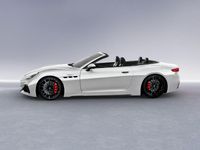 Nuova Maserati GranCabrio 549 CV (403 kW) 2025 Bianco astro Cabrio