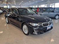Begagnad BMW 318 Luxury Line 150 HK (110 kW) 2020 Svart Kombi