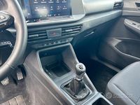 Käytetty Ford Tourneo Connect 102 HP (75 kW) 2024 Tila-auto