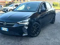 Usata Opel Corsa Design Edition 102 CV (75 kW) 2023 Nero Utilitaria