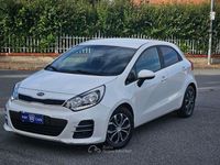 Usata Kia Rio Active 75 CV (55 kW) 2016 Bianco Berlina